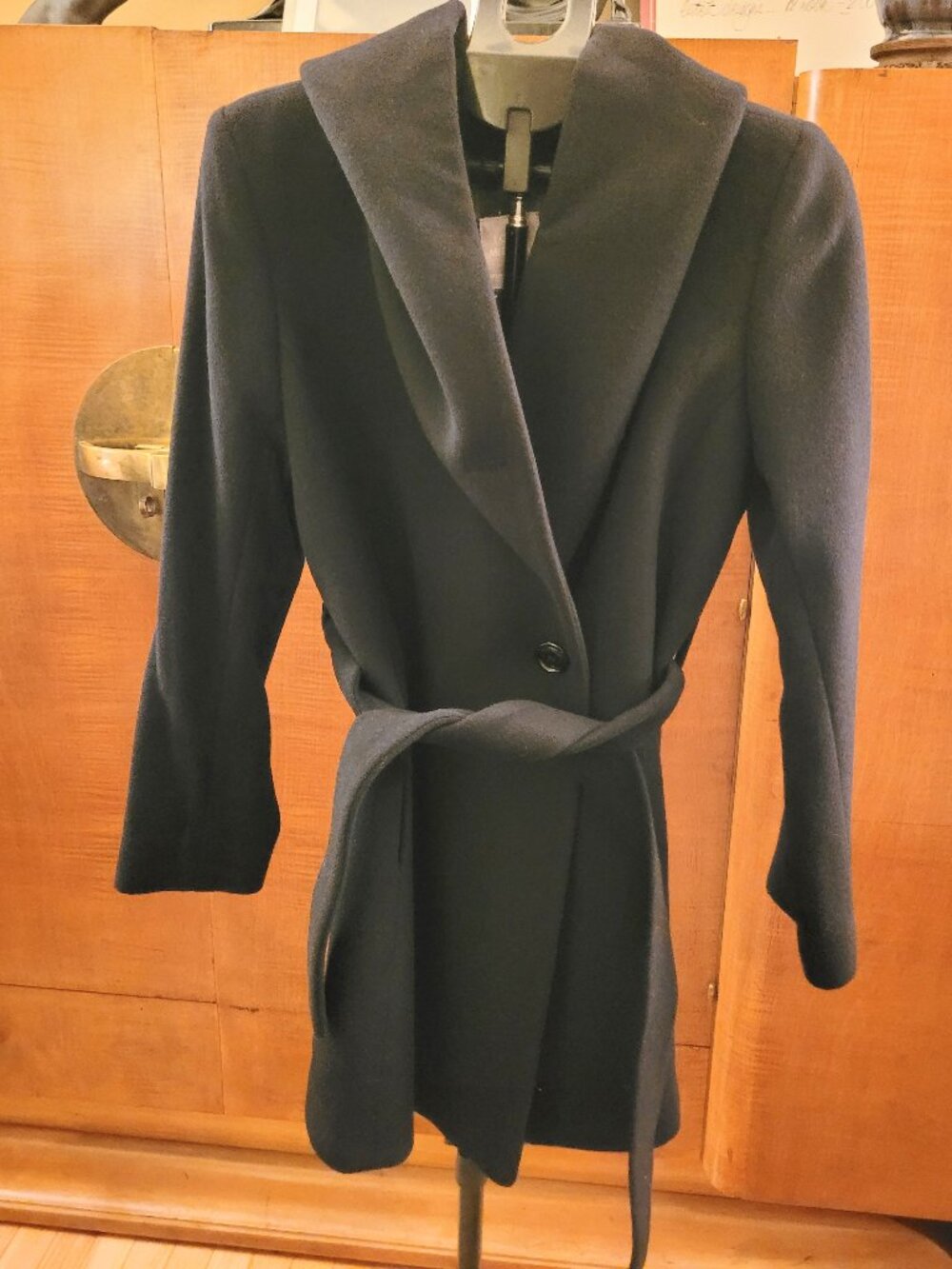 Lorne Mitchel Black Finest Cashmere Long Coat